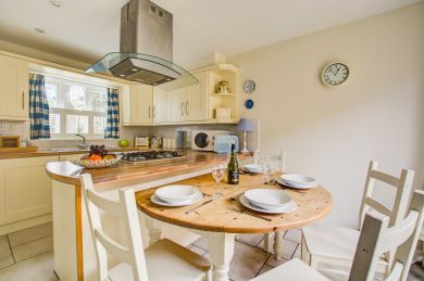 Boatyard Cottage (OC-1025)