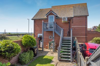 Seaview Studio (OC-S42777)