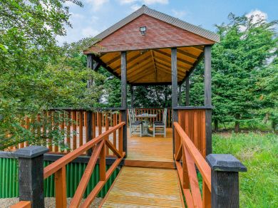 Hillview Cabin (OC-87936) Hillview Cabin (OC-87936)