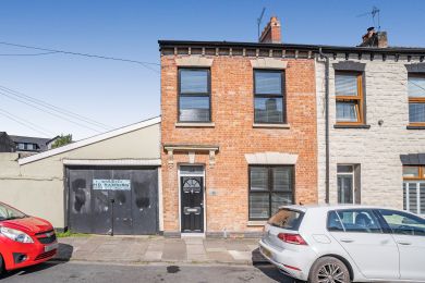 Drws Nesaf Cardiff Townhouse (OC-BOW188)