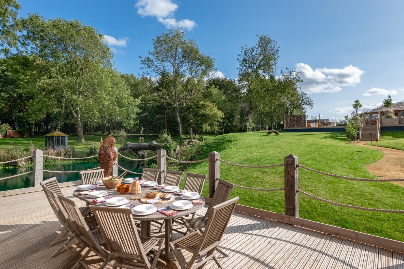 5 Bedroom Cottage in Cowlinge, Cowlinge - Dog Friendly Holiday Cottage ...