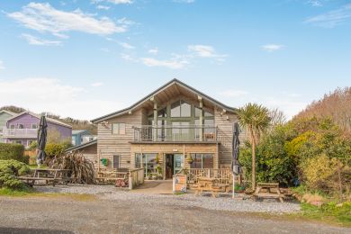 SumSam Retreat (OC-S39030) SumSam Retreat (OC-S39030)