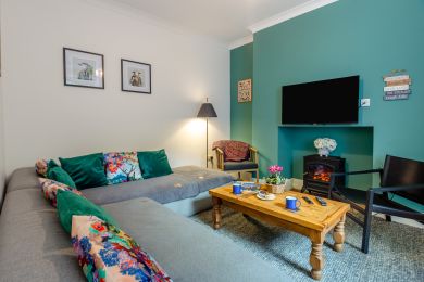 Fairy Glen Apt One (OC-WAG706)
