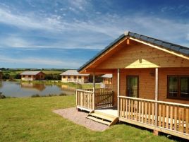 Clovelly Lakes Grebe Lodge Fourteen