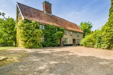 Old Hall Farmhouse (OC-O32397)