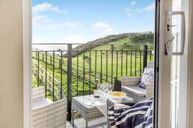 Bella Mare (OC-B34463) Bella Mare (OC-B34463)