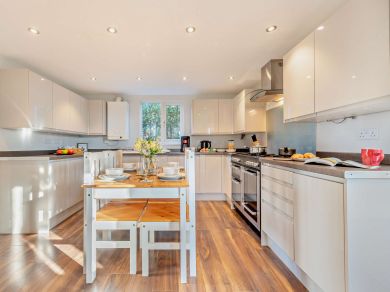 Cardigan Bay Lodge (OC-94044) Cardigan Bay Lodge (OC-94044)