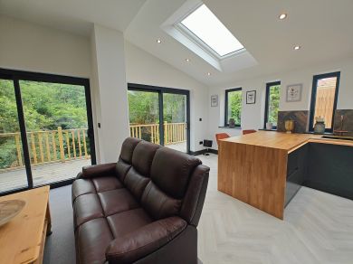 Oak Tree Cottage (OC-O45567) Oak Tree Cottage (OC-O45567)