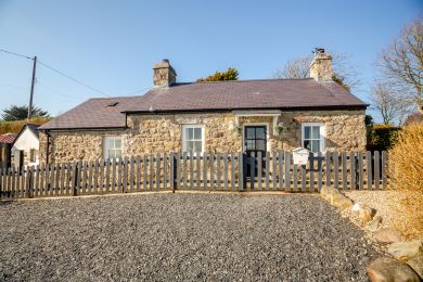 Bryn Refail Bach (OC-BRYNRE)