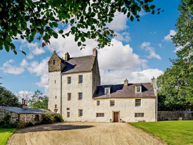 Kinnairdy Castle (OC-89020) Kinnairdy Castle (OC-89020)