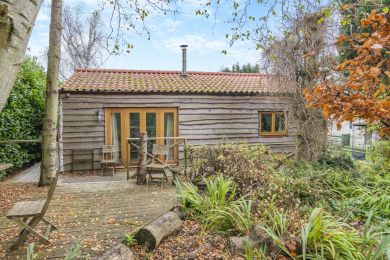 Brandy Lodge (OC-B30344)