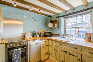 Footpath Cottage (OC-2176) Footpath Cottage (OC-2176)