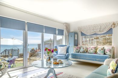 Bonchurch Waterfront Bliss (OC-IC112) Bonchurch Waterfront Bliss (OC-IC112)