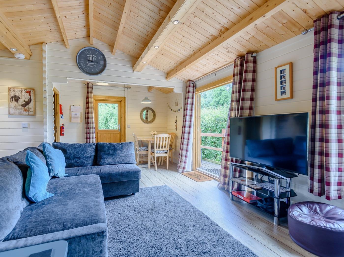 Alverstone Rustic Cabin | Sandown