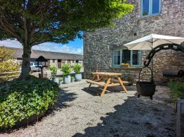Corner Cottage - Arnside