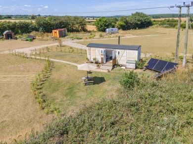 Brown Hare Lodge (OC-B32691) Brown Hare Lodge (OC-B32691)