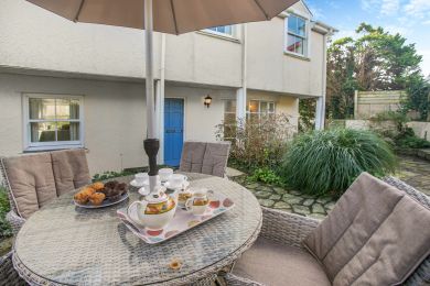 Cherry Tree Cottage (OC-C29337)