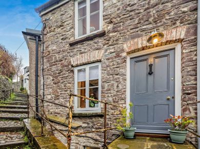 King Charles Cottage (OC-92729) King Charles Cottage (OC-92729)