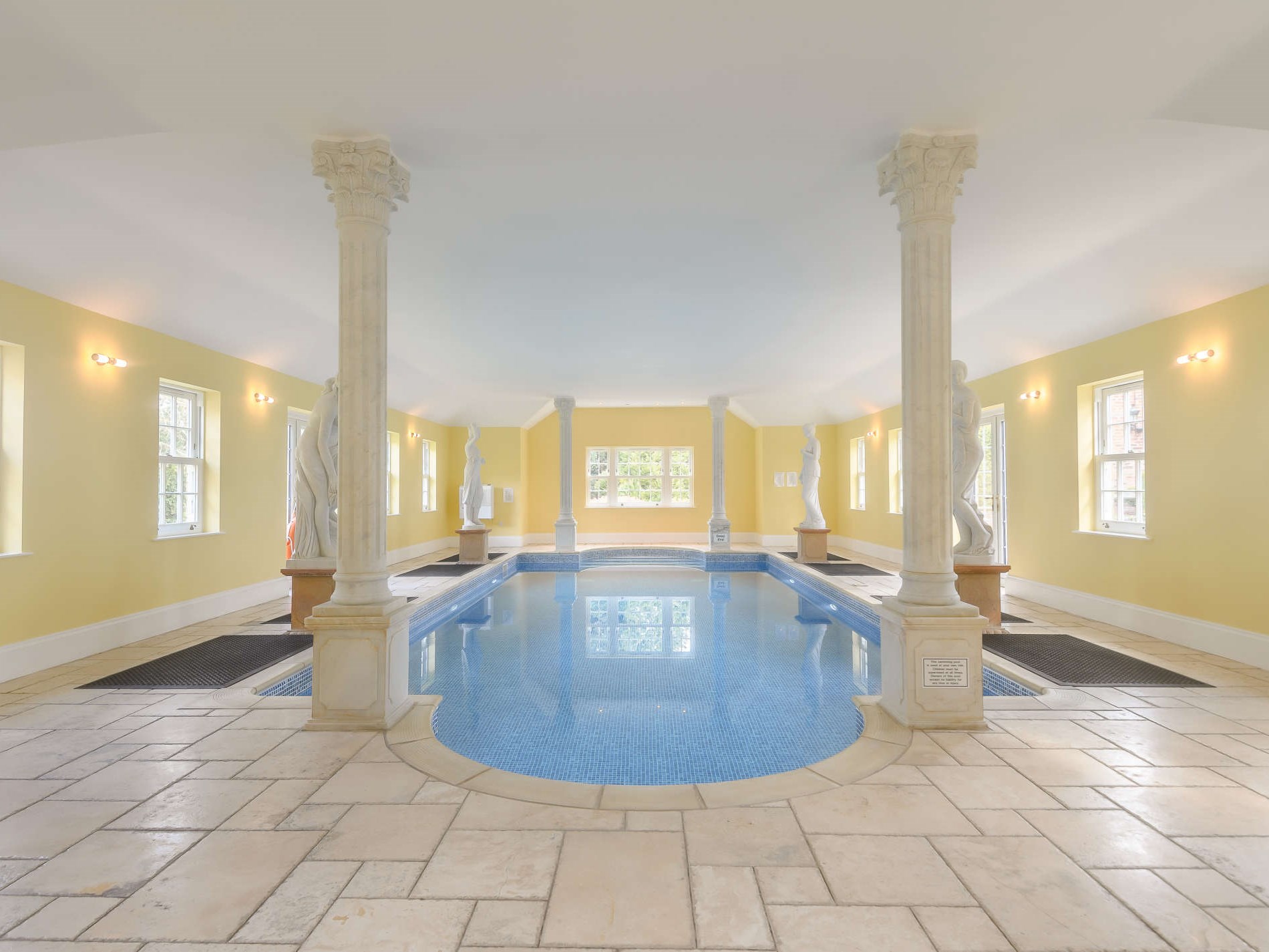 Lincolnshire Manor