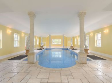Lincolnshire Manor (OC-61942) Lincolnshire Manor (OC-61942)