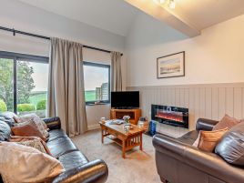 Lodge 2 Woodlands Retreat