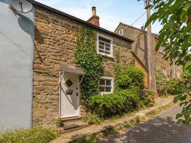 Honeysuckle Cottage - Eype (OC-E34183)