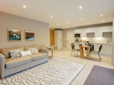 Willowbank Retreat (OC-90636) Willowbank Retreat (OC-90636)