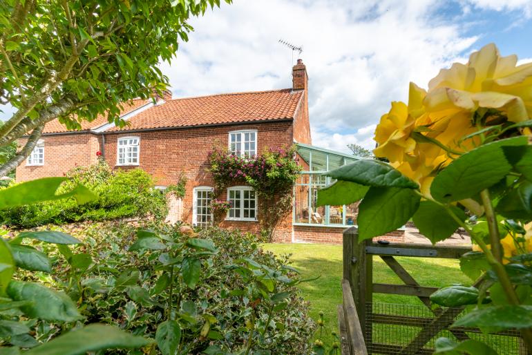 Watts Cottage | Watts Cottage in Upton