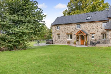Towy Cottage - Cenarth (OC-T33294) Towy Cottage - Cenarth (OC-T33294)
