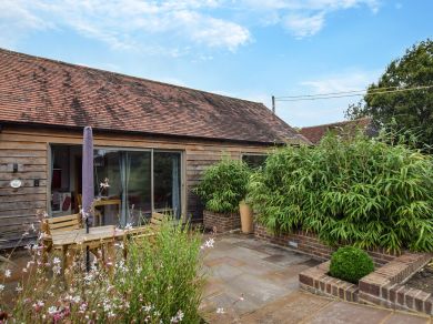 Coldharbour Barn Apartment One (OC-79130) Coldharbour Barn Apartment One (OC-79130)