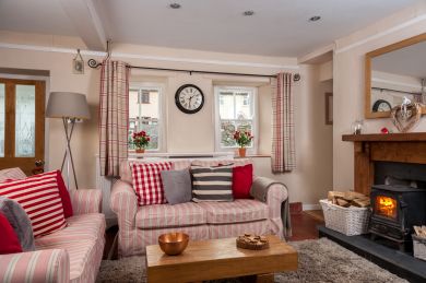 Middle Bridge Cottage (OC-BN291) Middle Bridge Cottage (OC-BN291)