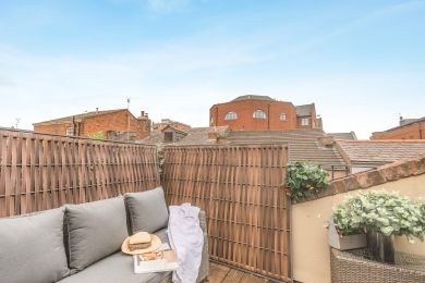 The Roof Terrace at Chester Apartments (OC-B42713) The Roof Terrace at Chester Apartments (OC-B42713)