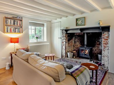 Two Dores Hill Cottage (OC-IC159) Two Dores Hill Cottage (OC-IC159)