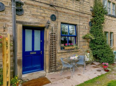 Waterside Cottage - Holmfirth (OC-85392)