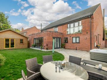 Mulberry House (OC-90094)
