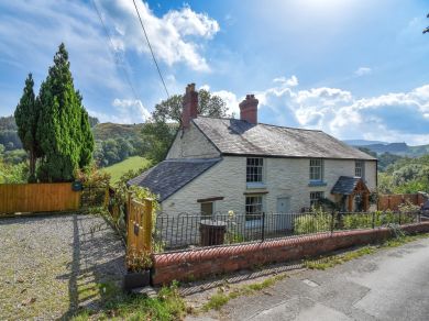 Riverbank Cottage (OC-90706) Riverbank Cottage (OC-90706)